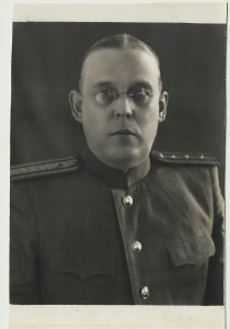 Железнодорожники. Генерал,Женщина,ПЖ и Форма,разные эмблемы.