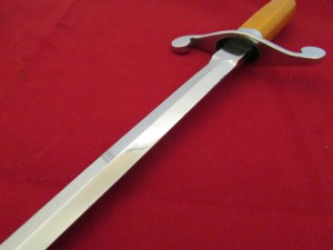 Генеральский кортик
