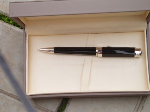 Новая в коробке шариковая ручка"Montegrappa"