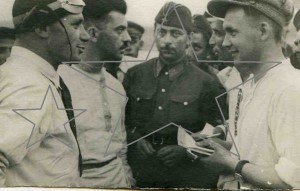 Лётчик В.К.КОККИНАКИ в группе товарищей. Москва.1936 г.