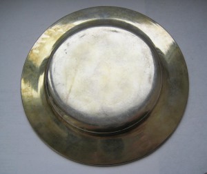 Тарель и ковш