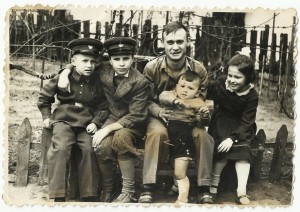 Учащиеся, Школьники,  Ранние Пионеры. Форма.