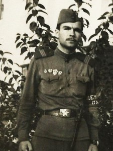 Военные с Оружием. Тема!