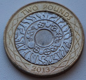 5ти фунтовые монеты