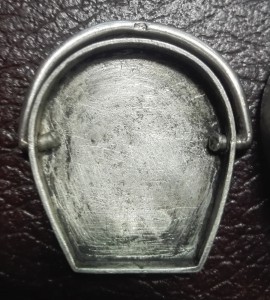 Кулон нычка Подкова с лошадкой