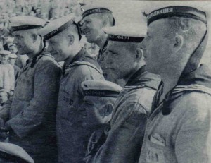 Выступление засл.арт.РСФСР В.Ф.Лебедева на линкоре "Окт.Рев.