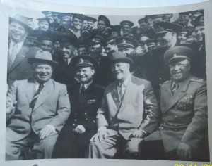 хрущев,жуков,моряки-черноморцы