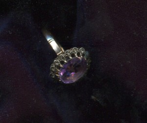 кольцо с аметистом 583 пр.