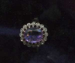 кольцо с аметистом 583 пр.