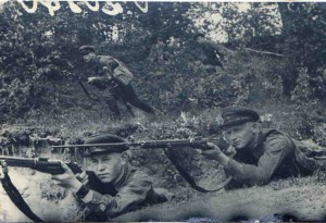 Советские пограничники. 2 фото. 1936 и 1939 гг.