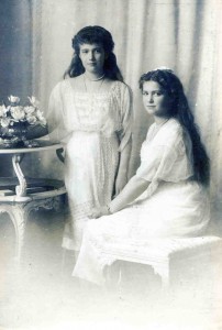 Великия Княжны Мария и Анастасия Николаевны.