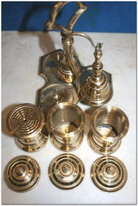 Столовый прибор с вызывным колокольчиком (бронза)