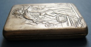 Портсигар агитационный СССР соцреализм