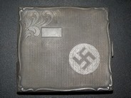 Портсигар. небольшой.интересный