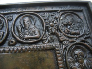 Икона.Троеручица с предстоящими