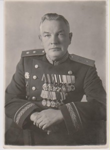2 ФОТО ГЕНЕРАЛ-ЛЕЙТЕНАНТА ЕРМОЛИНА П.А. ОТЛ.СОСТ.