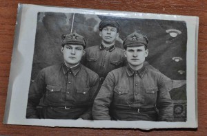 Три фото красноармейцев от 800р