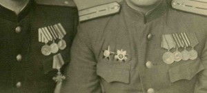 Боевые друзья. 2 снимка. Награды. 1940-50 гг.