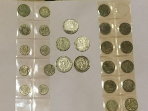 Много серебрянных монет!!
