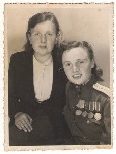 Девушка медик