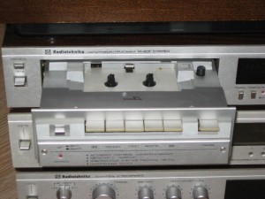 музыкальный центр Radiotehnika сделано в СССР 1985г.