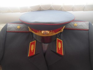 Плащ - пальто  + форма  генерал майора  МВД СССР