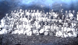 Три фото с пионерами 30 годов.