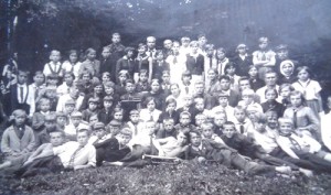 Три фото с пионерами 30 годов.