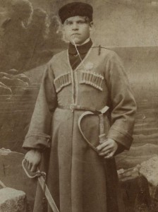 Казак с шашкой и знаком (орденом?)