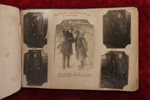 Альбом бойца 58-ого Уссурийского пограничного отряда.