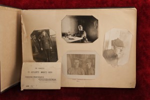 Альбом бойца 58-ого Уссурийского пограничного отряда.