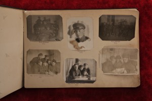 Альбом бойца 58-ого Уссурийского пограничного отряда.