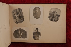 Альбом бойца 58-ого Уссурийского пограничного отряда.