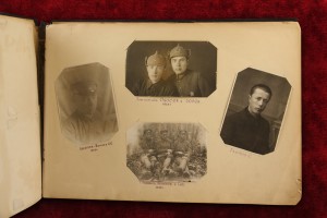 Альбом бойца 58-ого Уссурийского пограничного отряда.