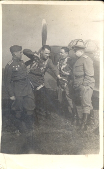 Шевчук В.М. летчик ГСС ,после боя.