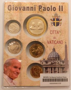 Набор Ватикан 20, 50, 100, 200 лир и 1 медаль