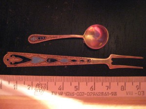 миниатюрная вилочка и ложечка
