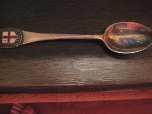 Серебряная ложка Англия