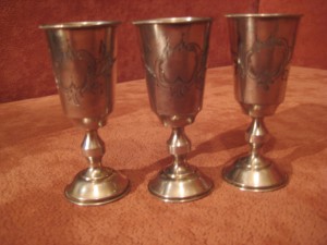 3 серебряные рюмки