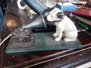 статуэтка his master's voice