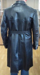 ШИКАРНЫЙ КОЖАНЫЙ ПЛАЩ, ВОЕННЫЙ ТРОФЕЙ