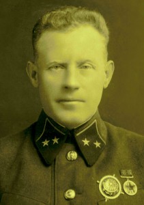 В.В.Тихомиров с "арбузом".Ретушь