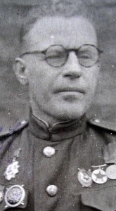 В.В.Тихомиров с "арбузом".Ретушь