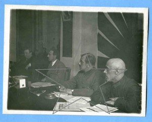 Уншлихт,Доненко,Крицман (Кридман) в президиуме. Москва,1921