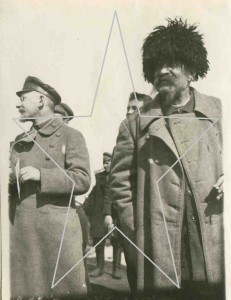 И.Т.СМИЛГА,Сакирко на встрече агитпоезда "Крас.Казак".