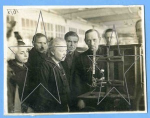 М.Д.УЛЬЯНОВА на открытии карандашной фабрики.Москва,1926 г.