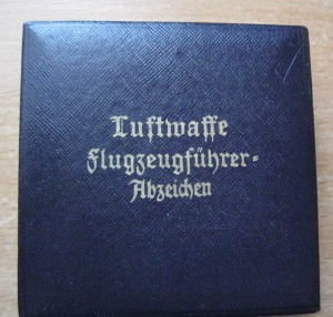 Знак Пилота  с коробкой