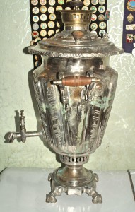 Интересный самовар рюмка, Баташёв, резьба штихелем