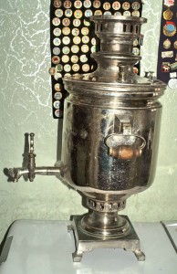 Самовар Тейли с сыновьями