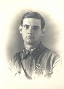 Cо знаком "Отличник РККА"